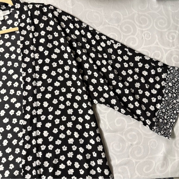Adyson Parker Polka Dot Black and White Cardigan L/XL and Freshly Style - Picture 3 of 5